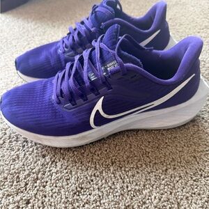 Nike Women's Athletic Shoes in Purple and White
